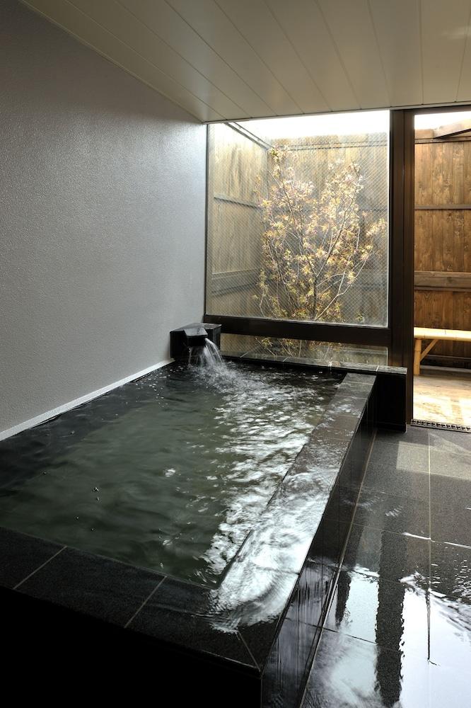 Yadoya Tsubaki Hotel อาโอโมริ ภายนอก รูปภาพ